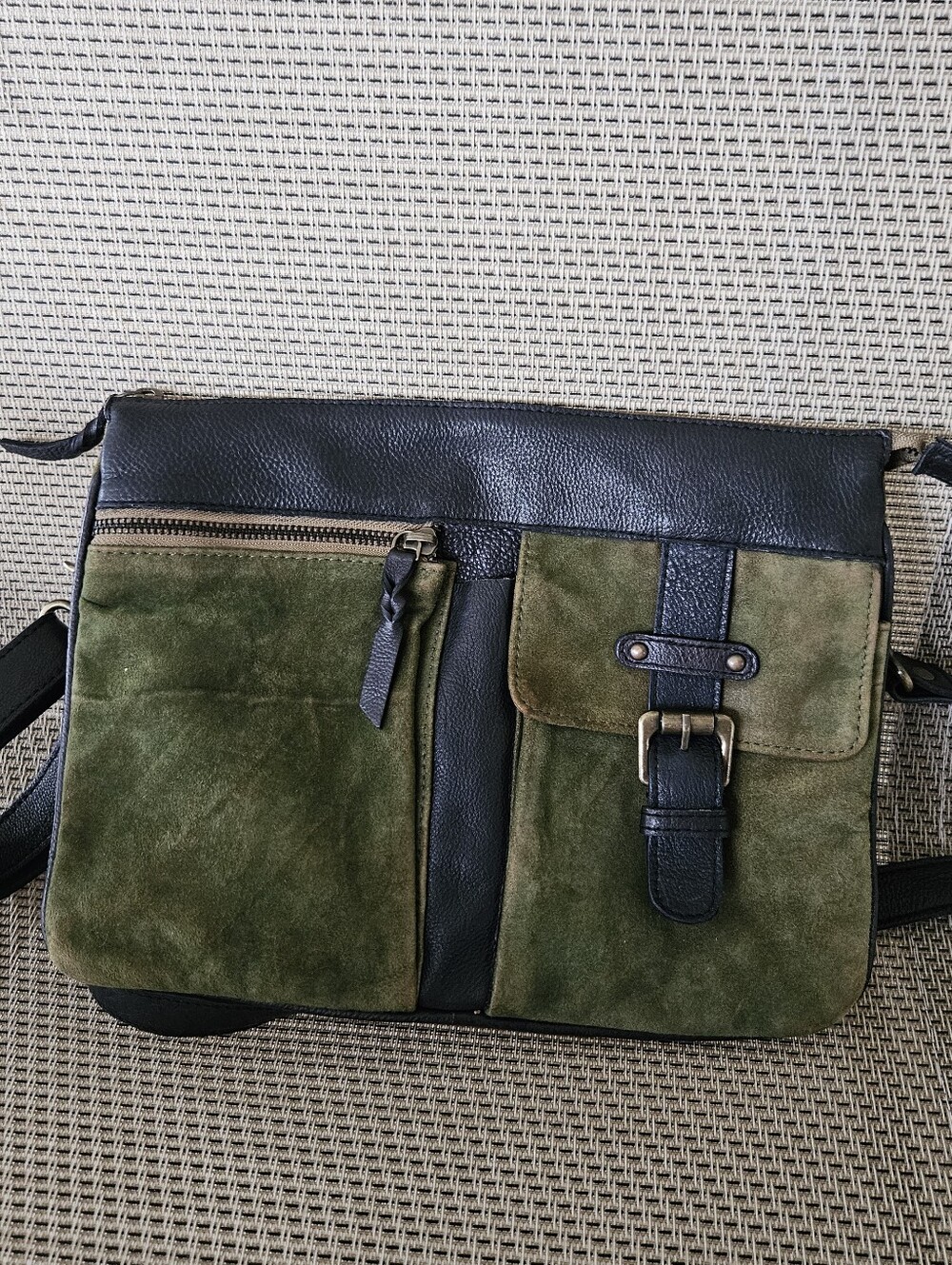LATICO GYPSY HANDBAG, GREEN SUADE VINTAGE HANDBAG, LATICO CROSSBODY PURSE
